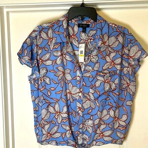 JESSICA SIMPSON SHORT SLEEVE BUTTON DOWN BLUE FLORAL BLOUSE WOMENS SIZE M NWT